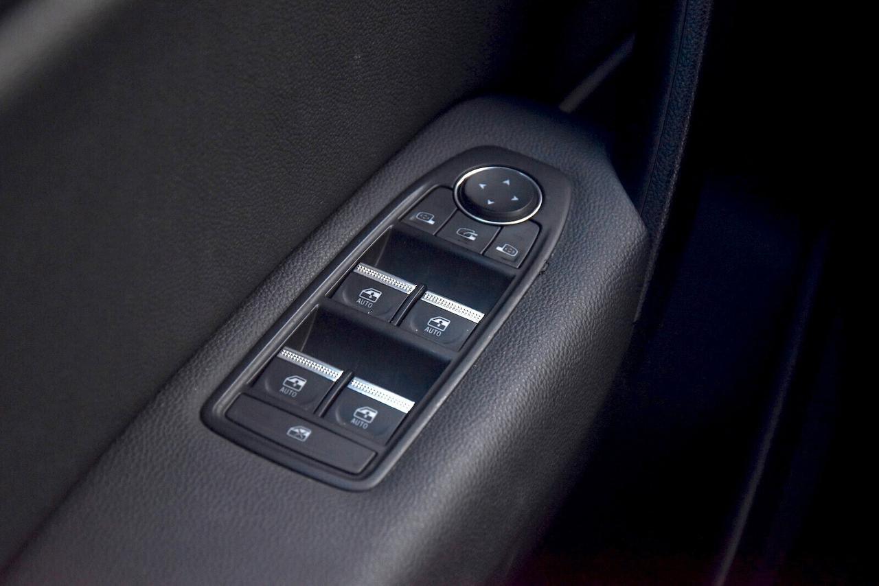 Renault Captur Plug-in Hybrid E-Tech 160cv Intens