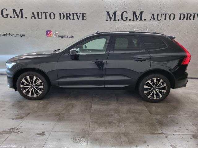 VOLVO XC60 B4 automatico Plus Dark