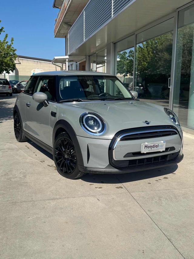 MINI Mini 1.5 One Essential cerchi da 17?