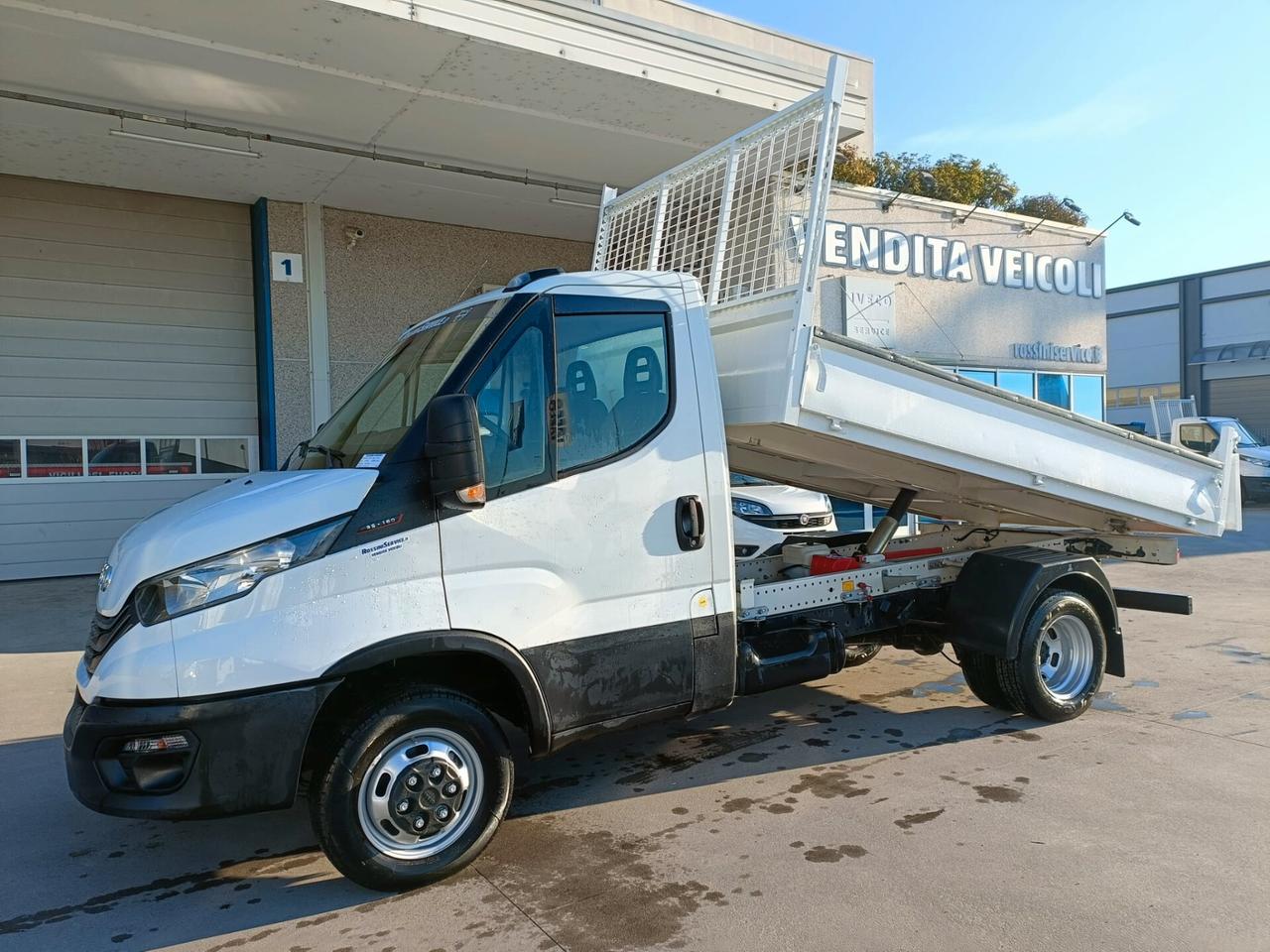 Iveco Daily 35c16 RIBALTABILE TRILATERALE