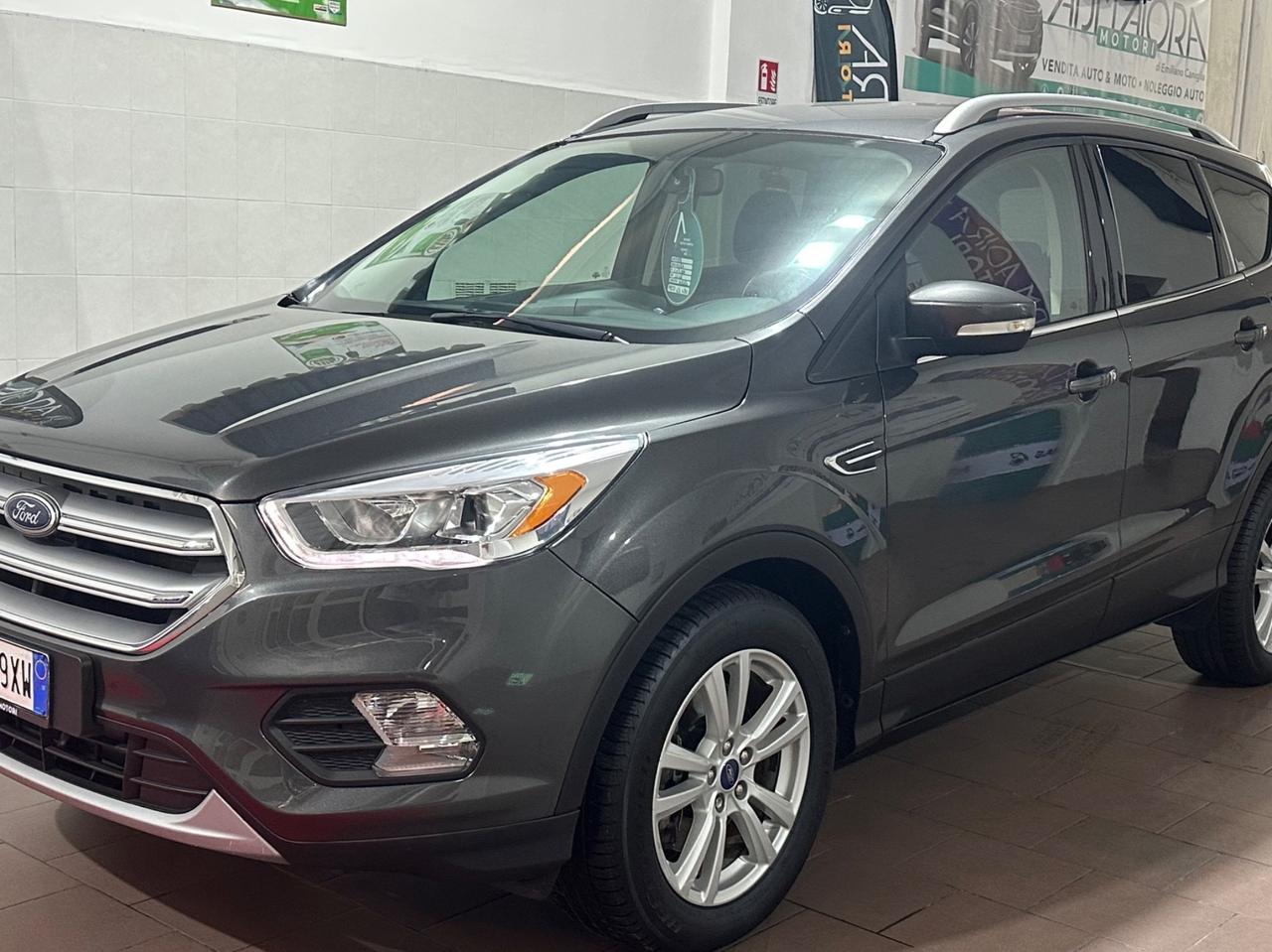 Ford Kuga 1.5 TDCI 120 CV S&S 2WD Titanium