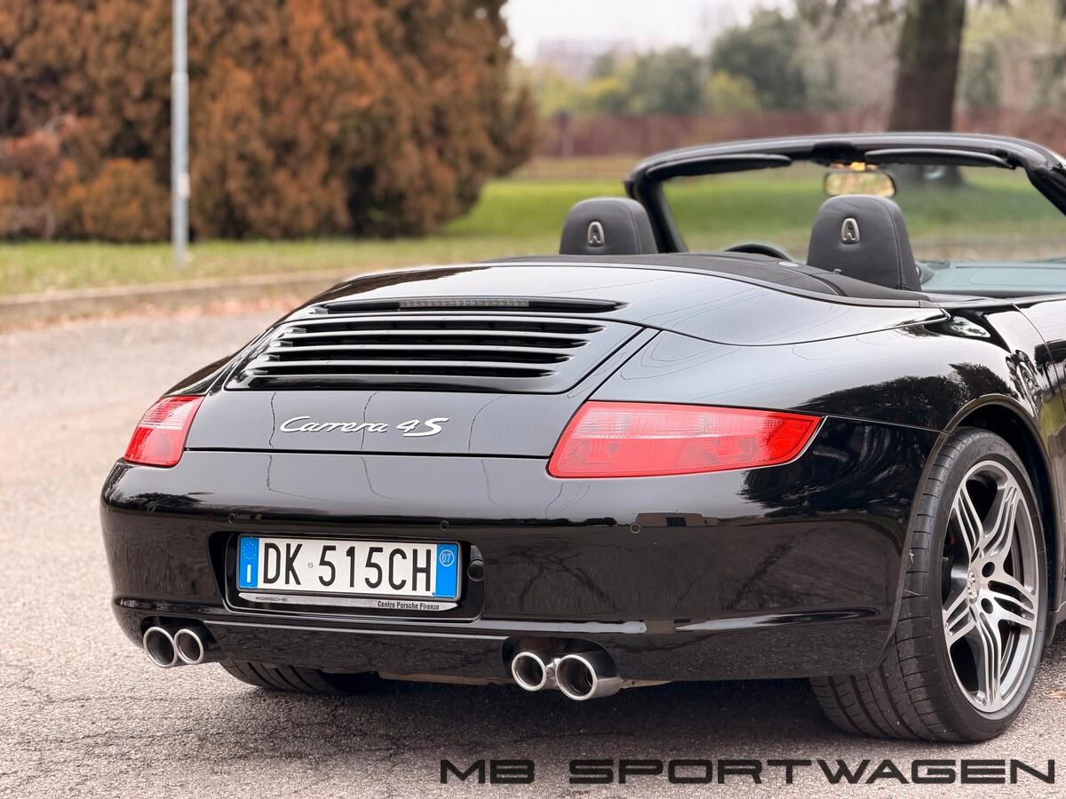 Porsche 911 Carrera 4S Cabriolet