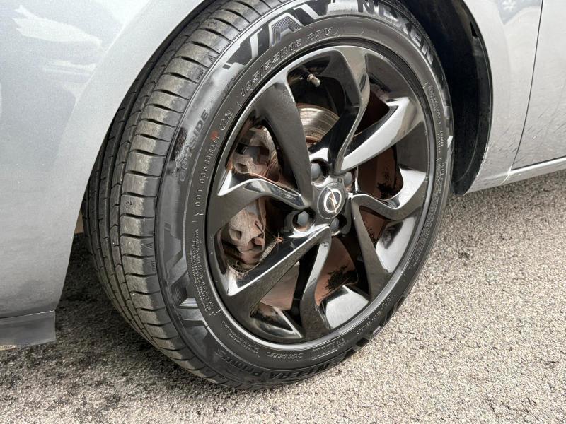 Opel Corsa 5 Porte 5p 1.2 BENZ 69 CV Black Edition OK NEOPATENTATI