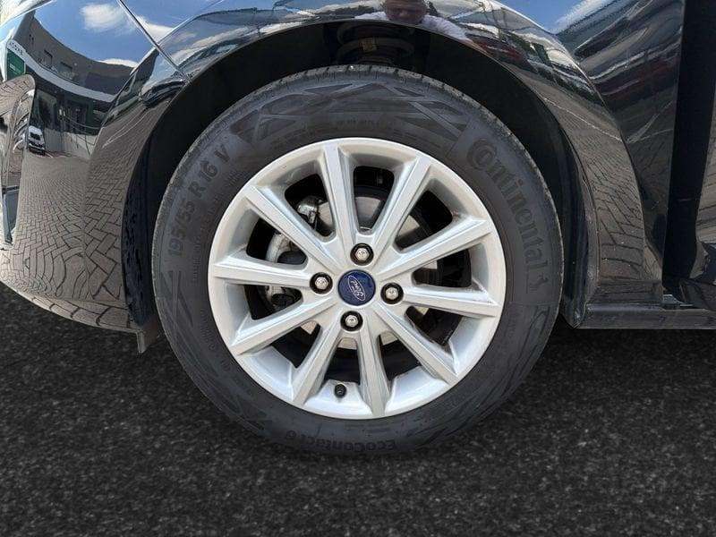 Ford Fiesta 1.1 GPL 5P Titanium