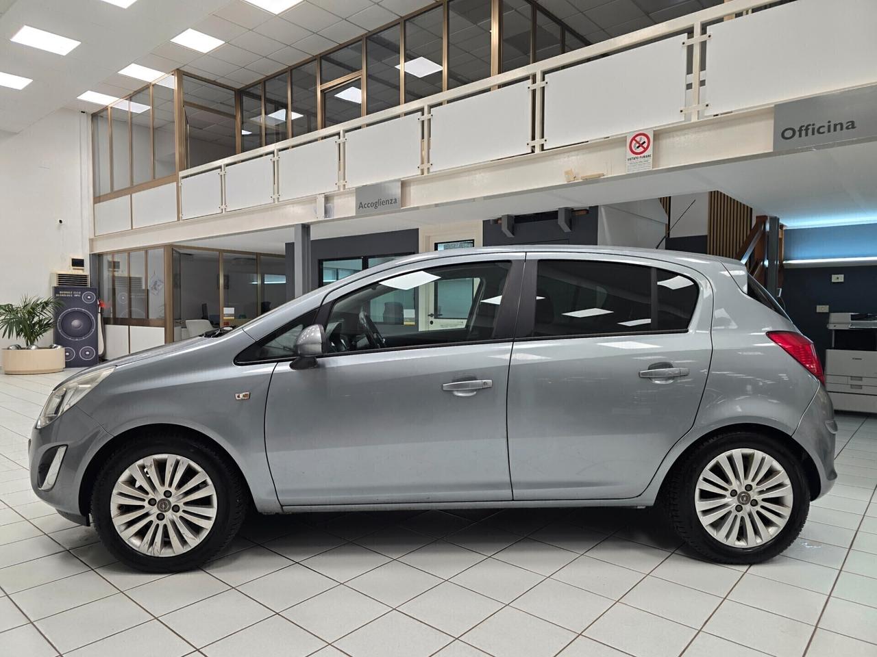 Opel Corsa 1.2 5 porte Elective 85cv NEOPATENTATI