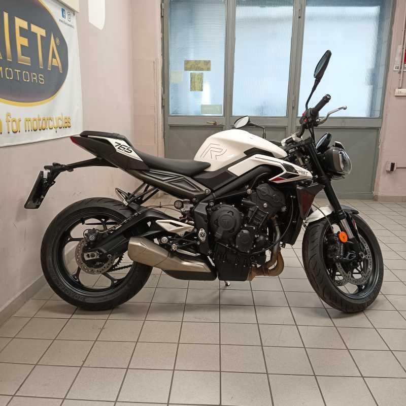Triumph Street Triple 765 R - 2024