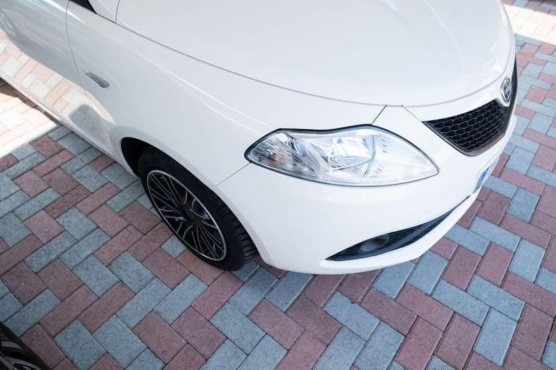 Lancia Ypsilon III 2015 1.2 Gold 69cv my18