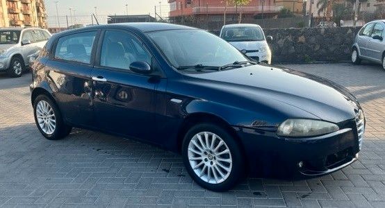 Alfa Romeo 147 1.9 JTD (120) 5 porte Exclusive