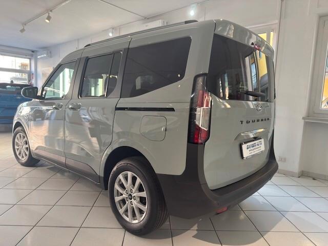 Ford Tourneo Courier 1.0 EcoBoost Titanium