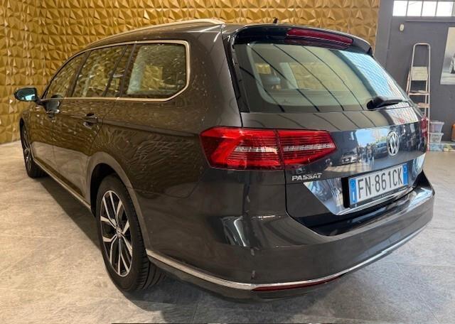Volkswagen Passat Variant 2.0 tdi Highline 150cv dsg