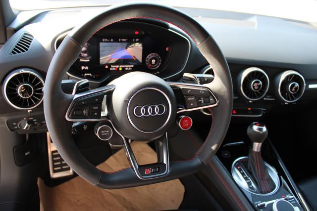 AUDI TT RS Coupé 2.5TFSI quattro SCARICO-MATRIX