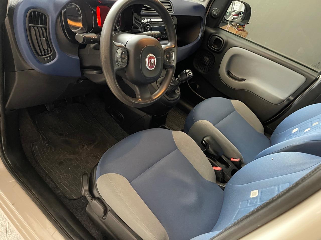 Fiat Panda 0.9 TwinAir Turbo Natural Power Lounge (62 kw)