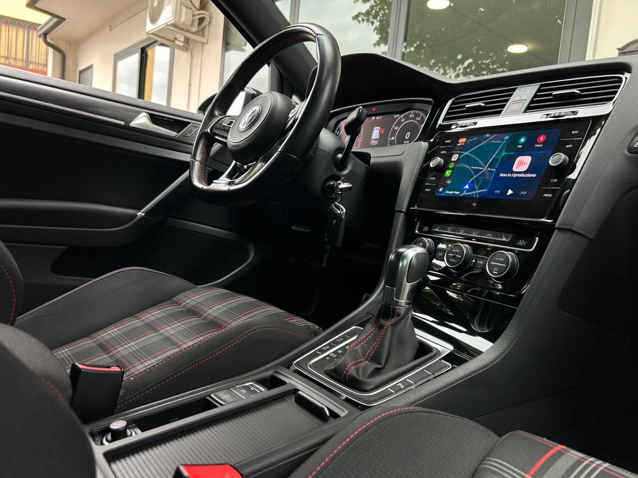 Volkswagen Golf GTI Performance 2.0 245 CV TSI 5p. BMT