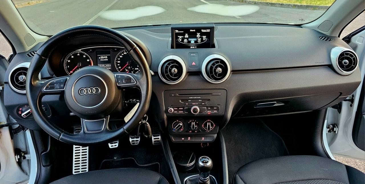 Audi A1 1.2 TFSI S line edition plus