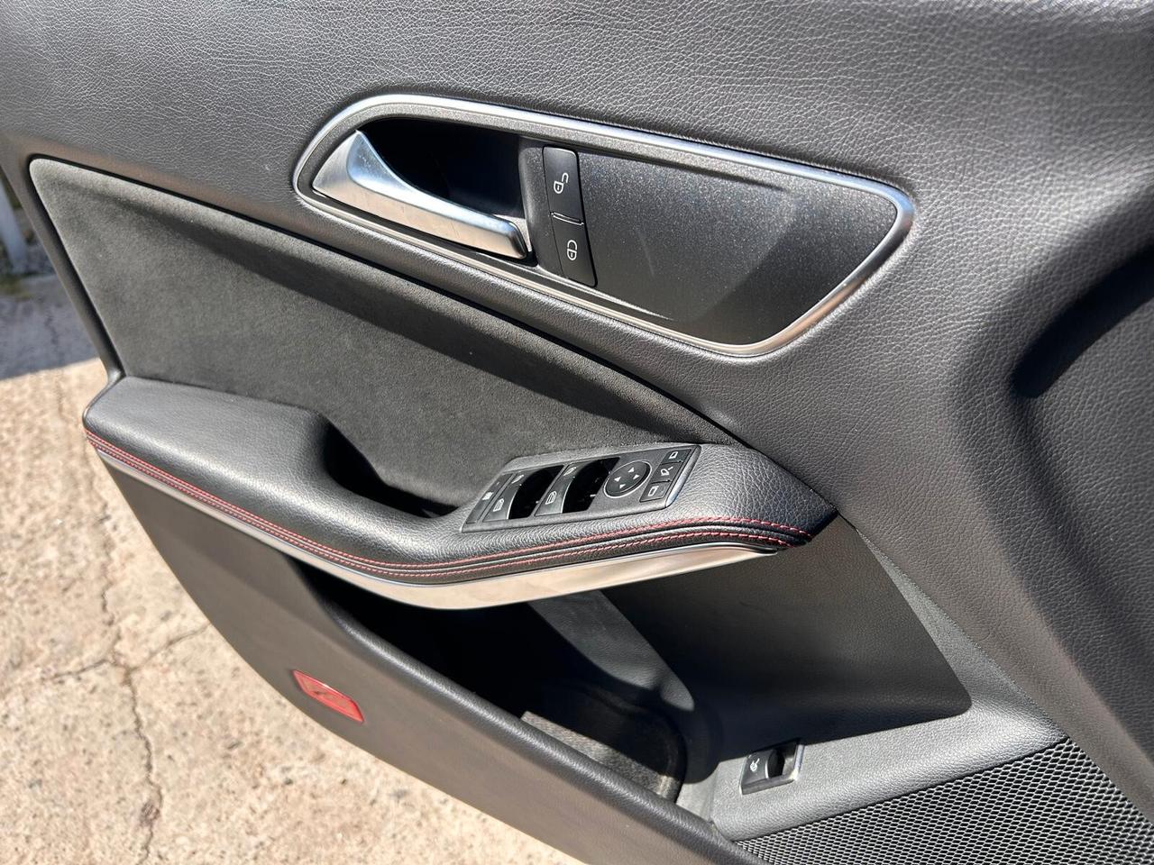 Mercedes-benz CLA 200 d 4Matic Automatic Premium AMG