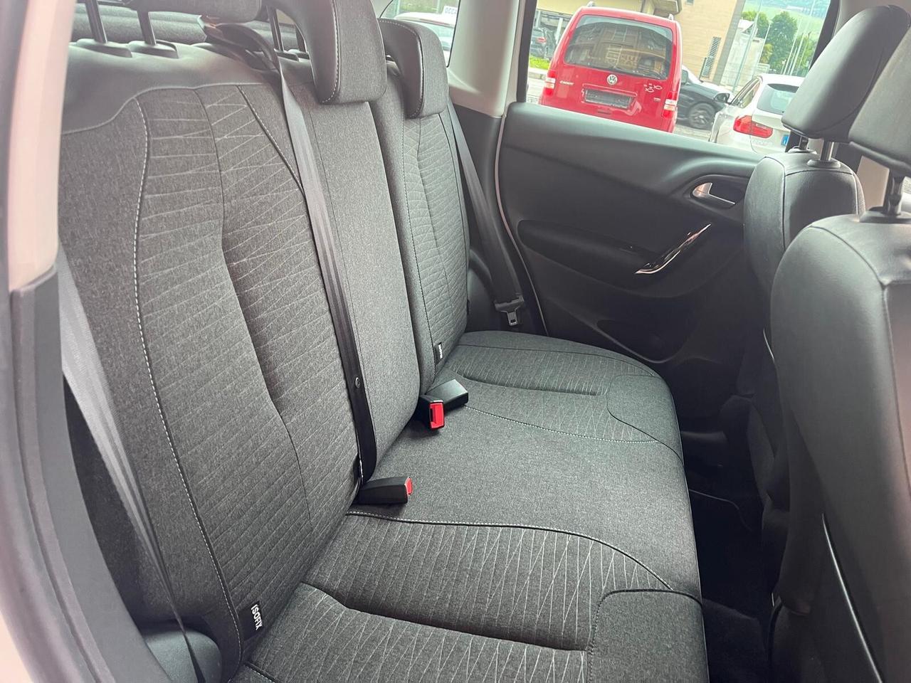 Citroen C3 C3 1.2 puretech Exclusive 82cv E6-NEOPATENTATO OK