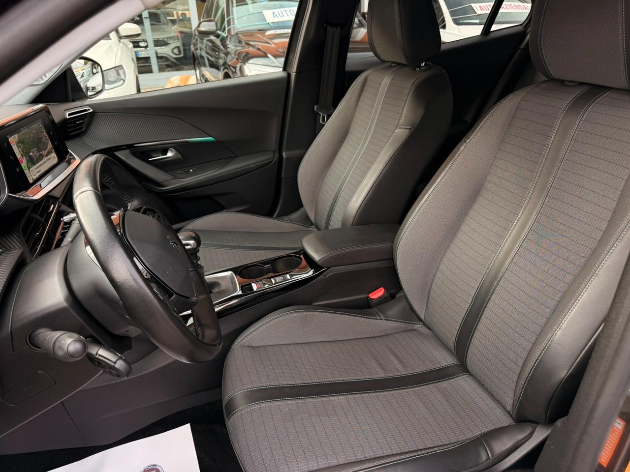 Peugeot 2008 1.2 PureTech 101CV Allure - 2021