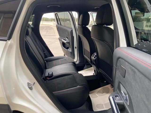 MERCEDES-BENZ GLA 200 d Automatic Premium Amg PACK NIGHT