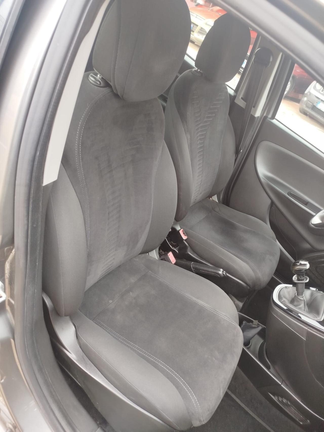 Lancia Ypsilon 1.2 69 CV 5 porte GPL Ecochic Gold