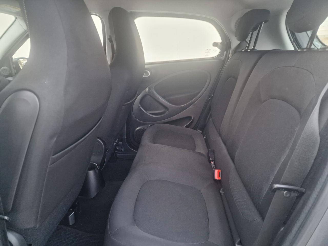 Smart ForFour 900cc 90cv