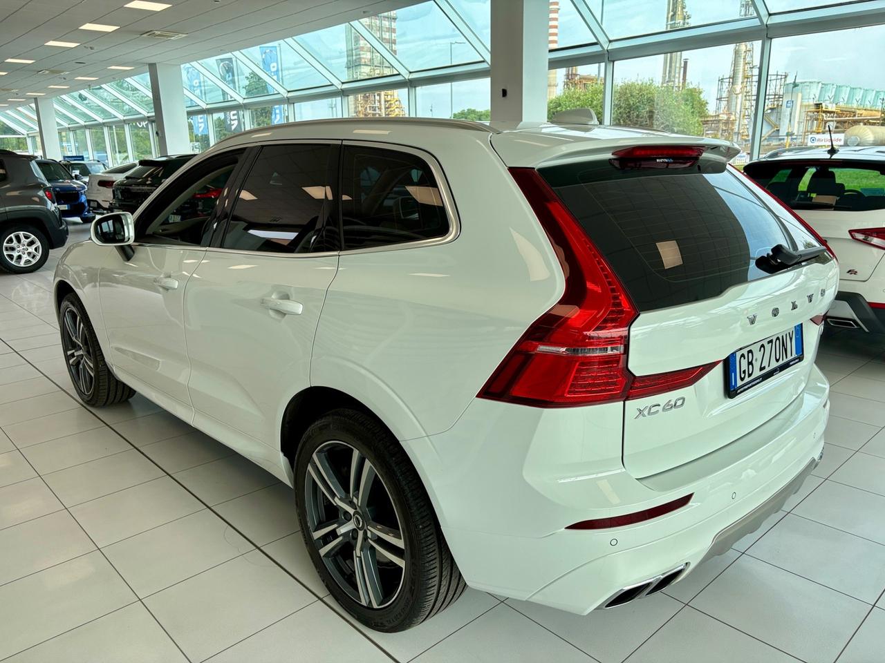Volvo XC 60 B4 (d) AWD Geartronic Momentum Pro