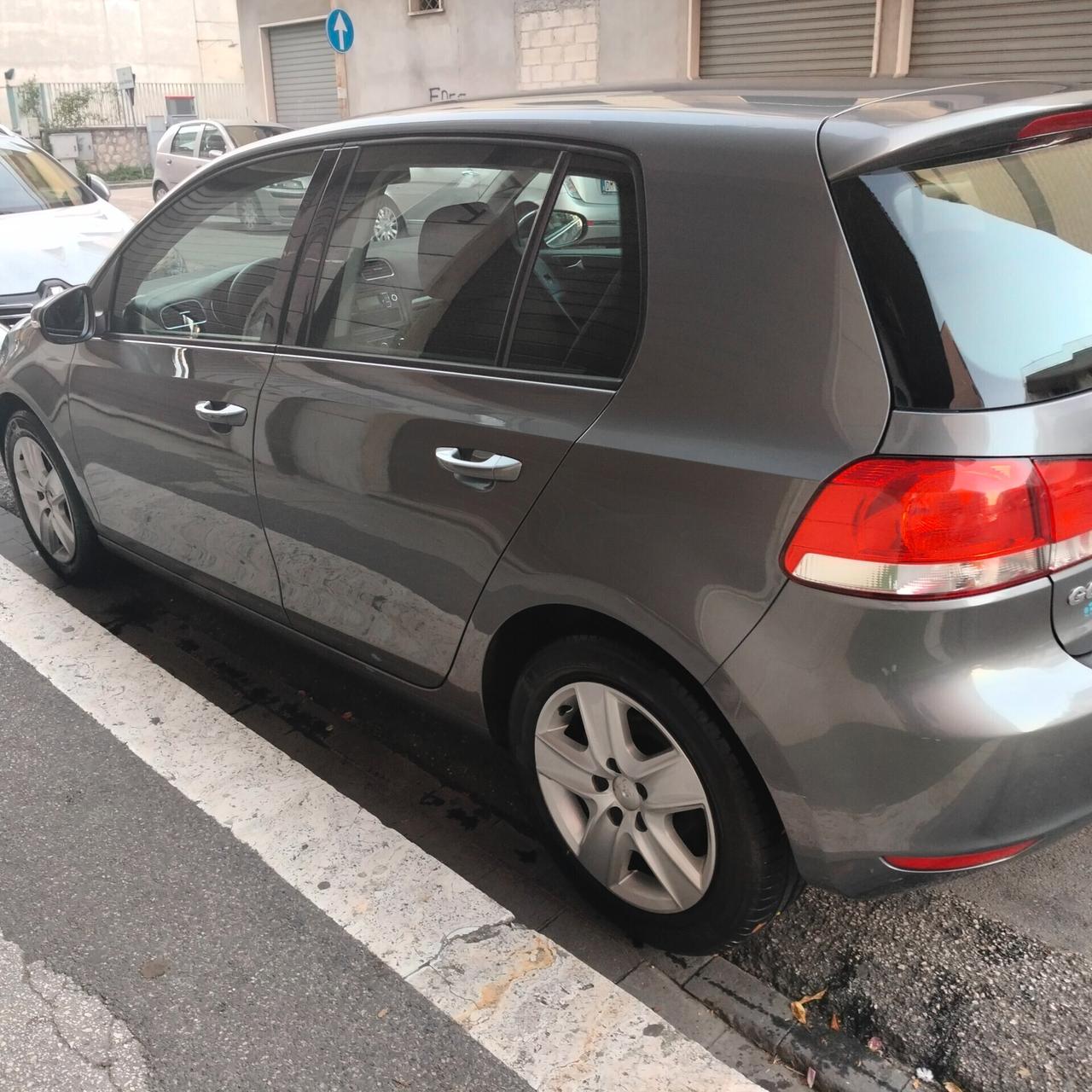 Volkswagen Golf 1.6 5p. Comfortline