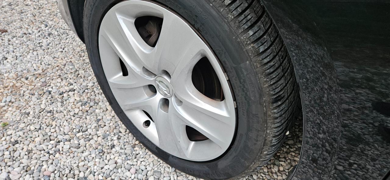 Opel Astra 1.7 CDTI 110CV EcoFLEX S&S 5 porte Cosmo