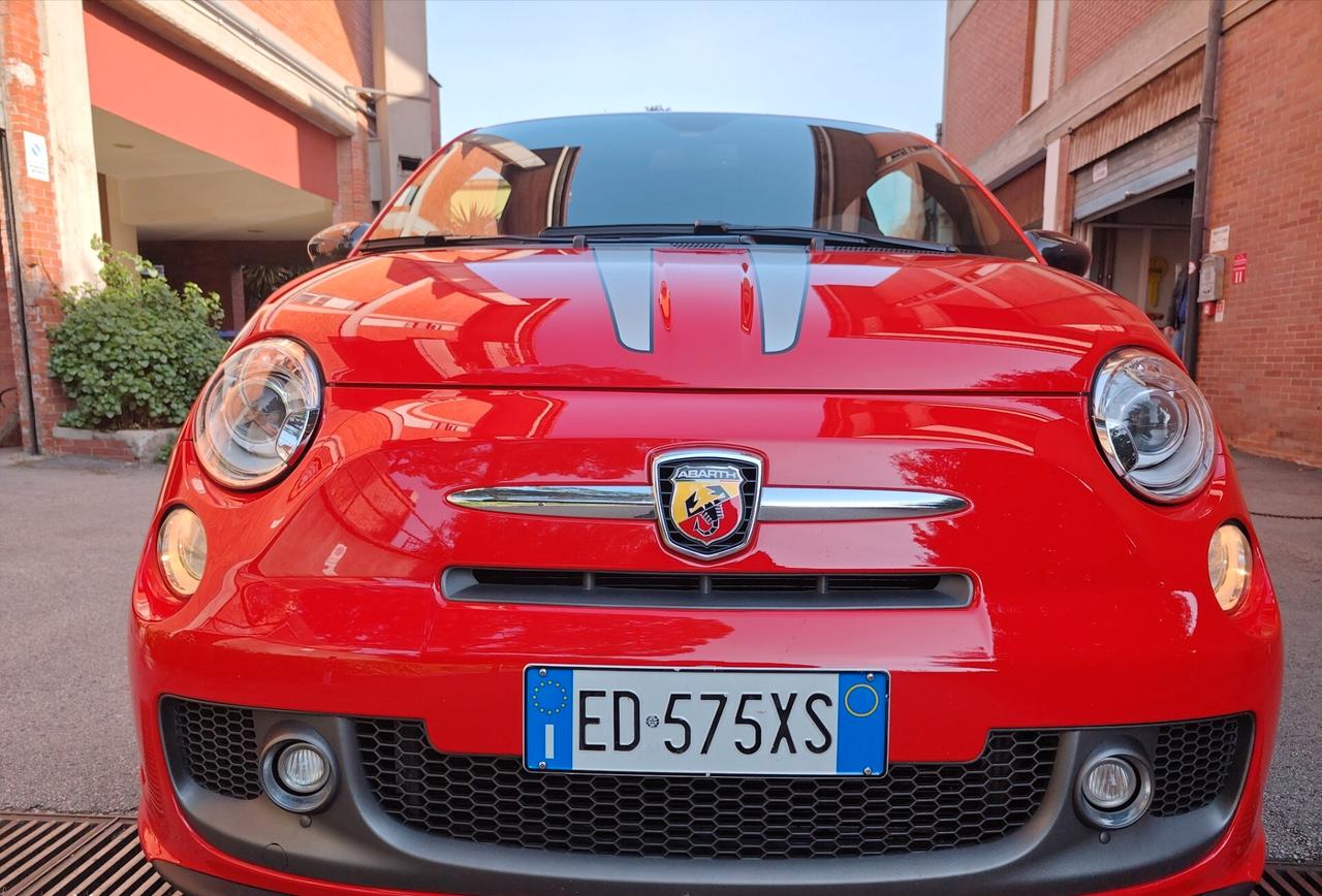 Abarth 695 Tributo Ferrari