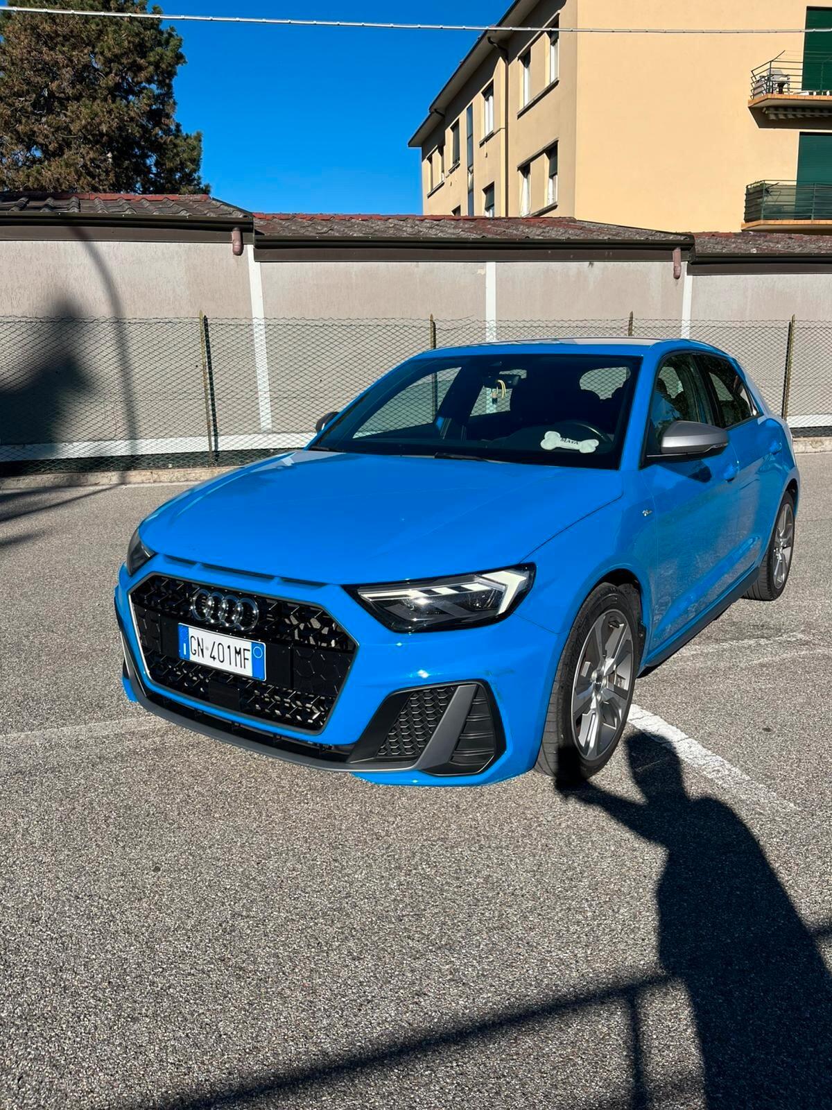 Audi A1 SPB 40 TFSI S tronic line edition