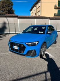 Audi A1 SPB 40 TFSI S tronic line edition