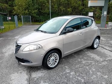 Lancia Ypsilon 1.3 MJT Gold - 2014