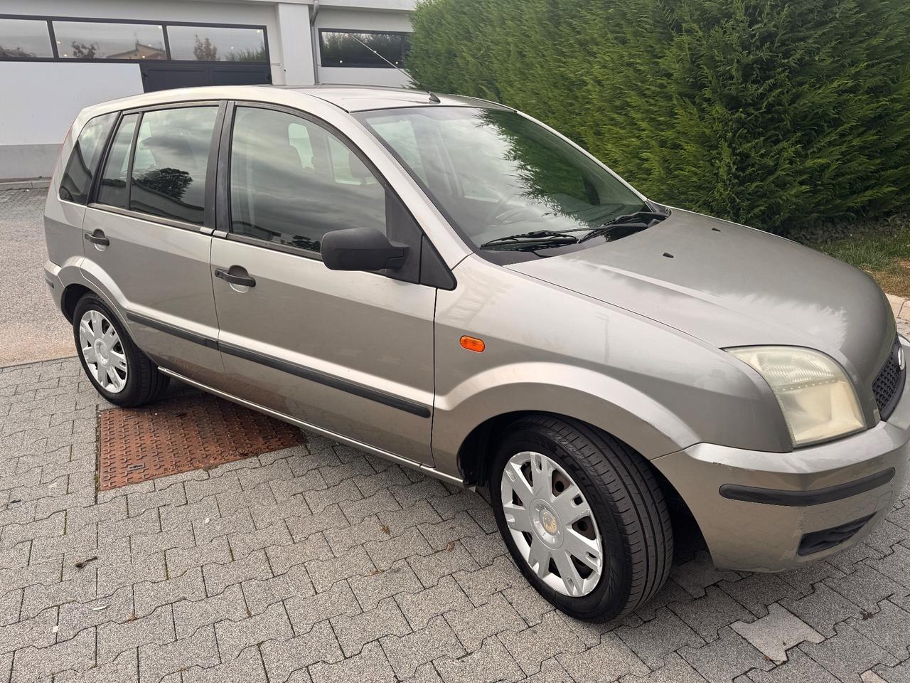 Ford Fusion 1.4 TDCi 5p. Collection