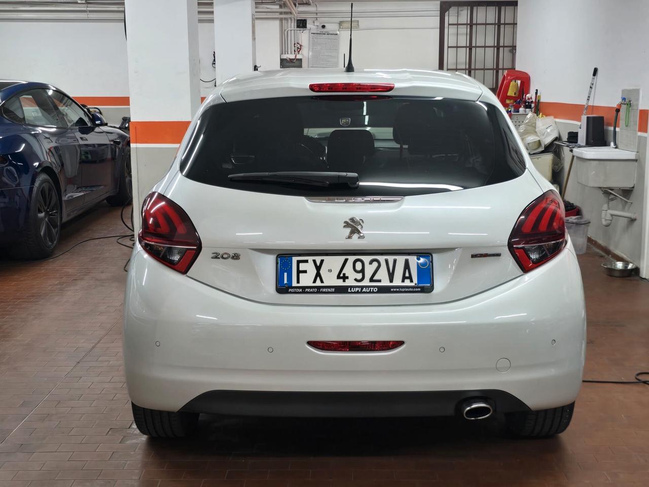 Peugeot 208 BlueHDi 100 S&S 5 porte GT Line