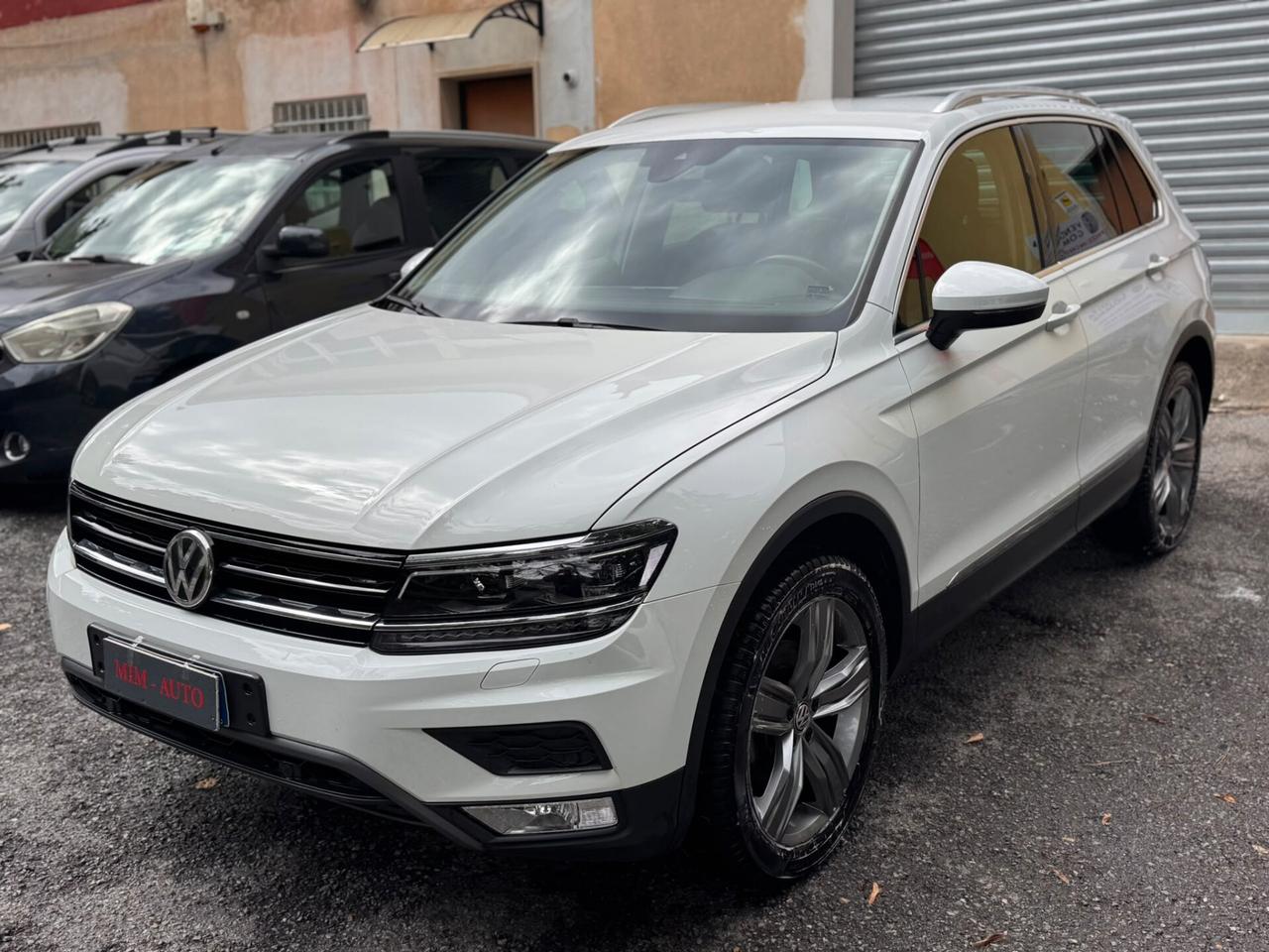 Volkswagen Tiguan 2.0 TDI SCR 4MOTION Business BlueMotion Technology GARANZIA 1 ANNO