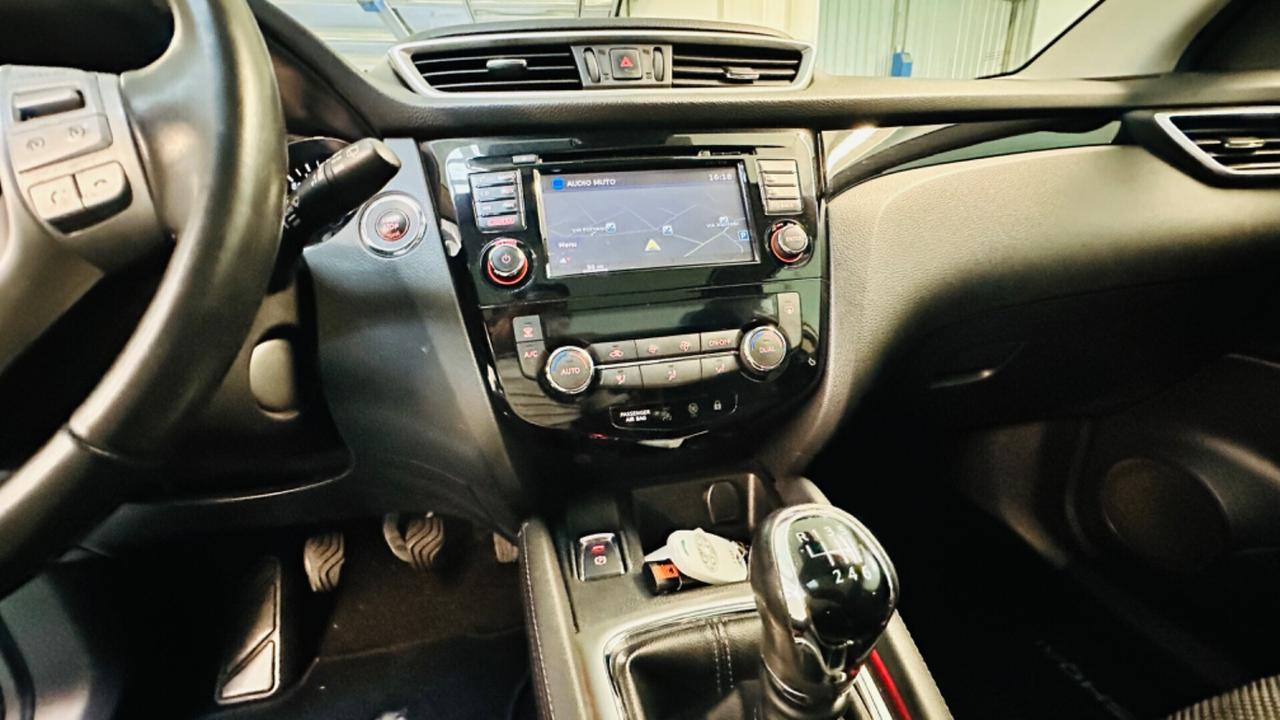 Nissan Qashqai 130CV. Tettuccio panoramico