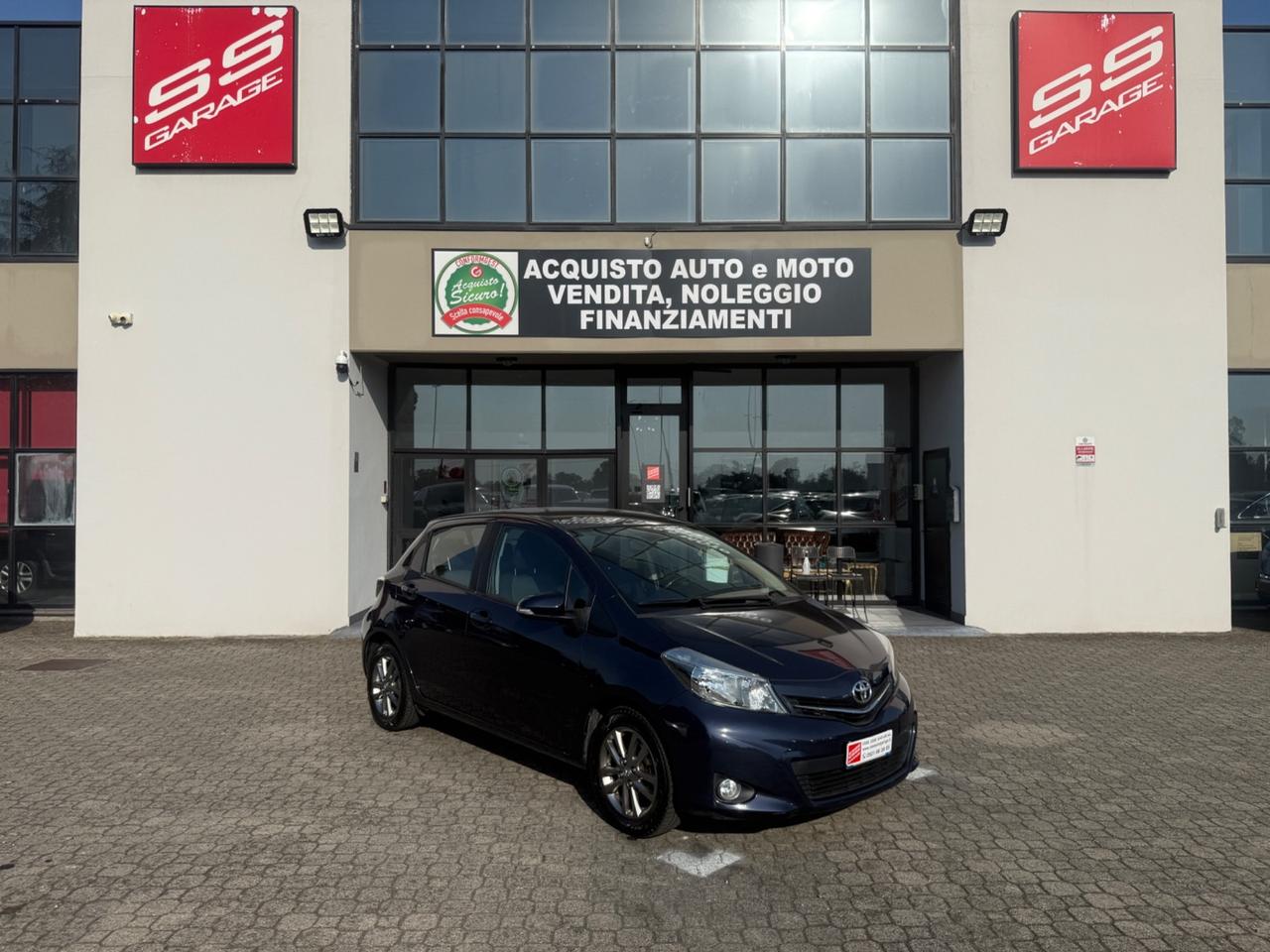 Toyota Yaris 1.0 5 porte|UNIPRO