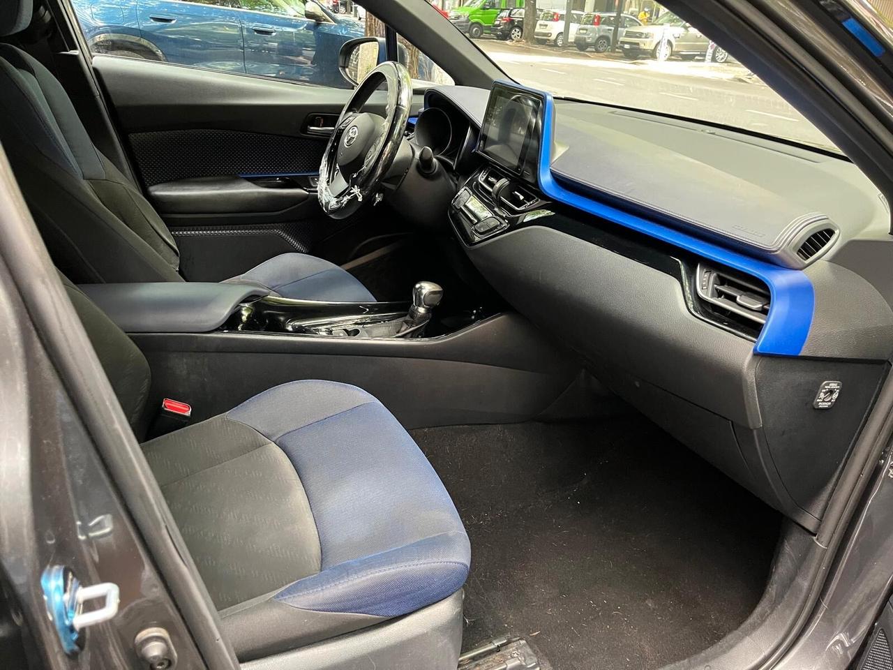 Toyota C-HR 1.8 Hybrid E-CVT Active