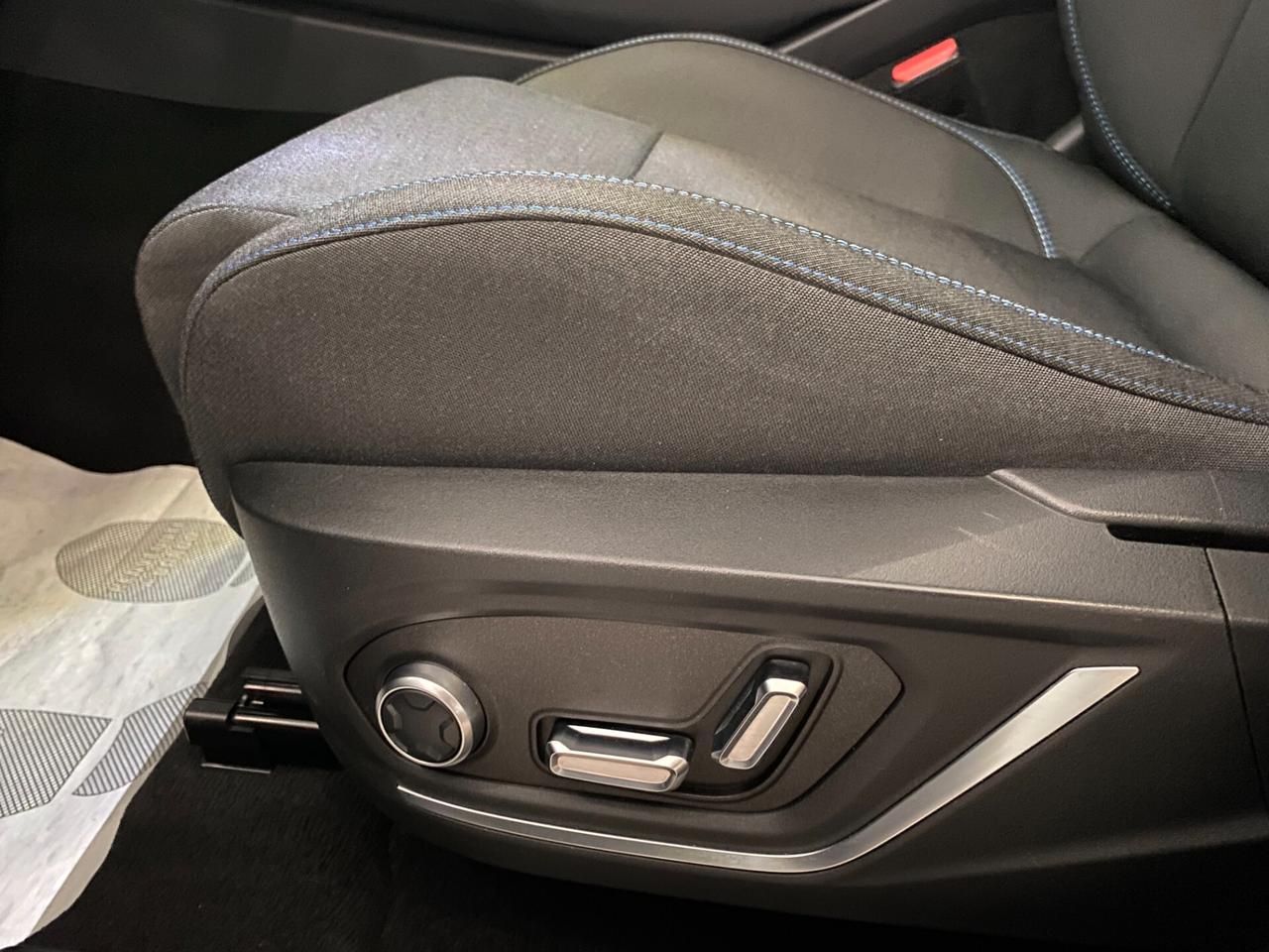 Lynk&co 01 PHEV