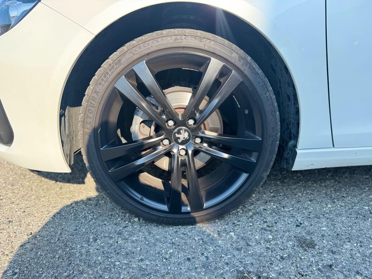 Peugeot 308 Allure 1.5 Blue HDI 130 #6529