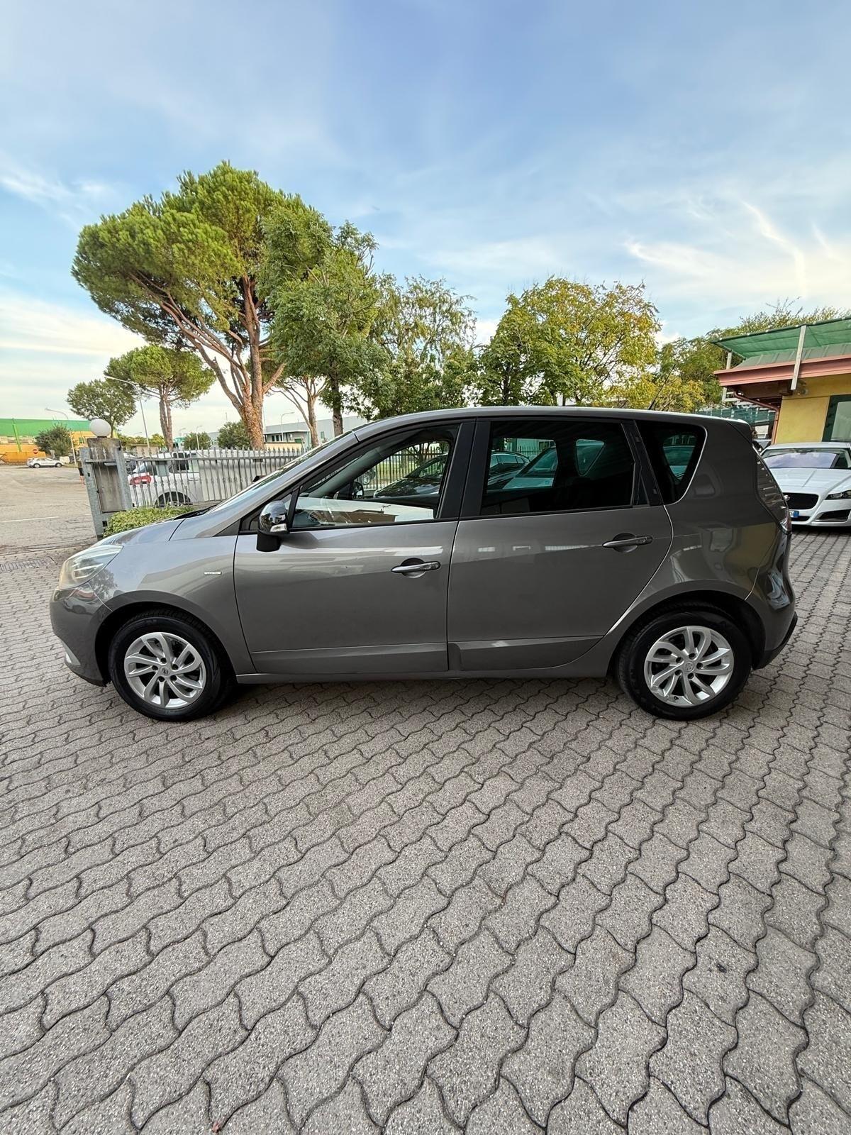 Renault Scenic Scénic XMod dCi 130 CV Start&Stop Energy Limited