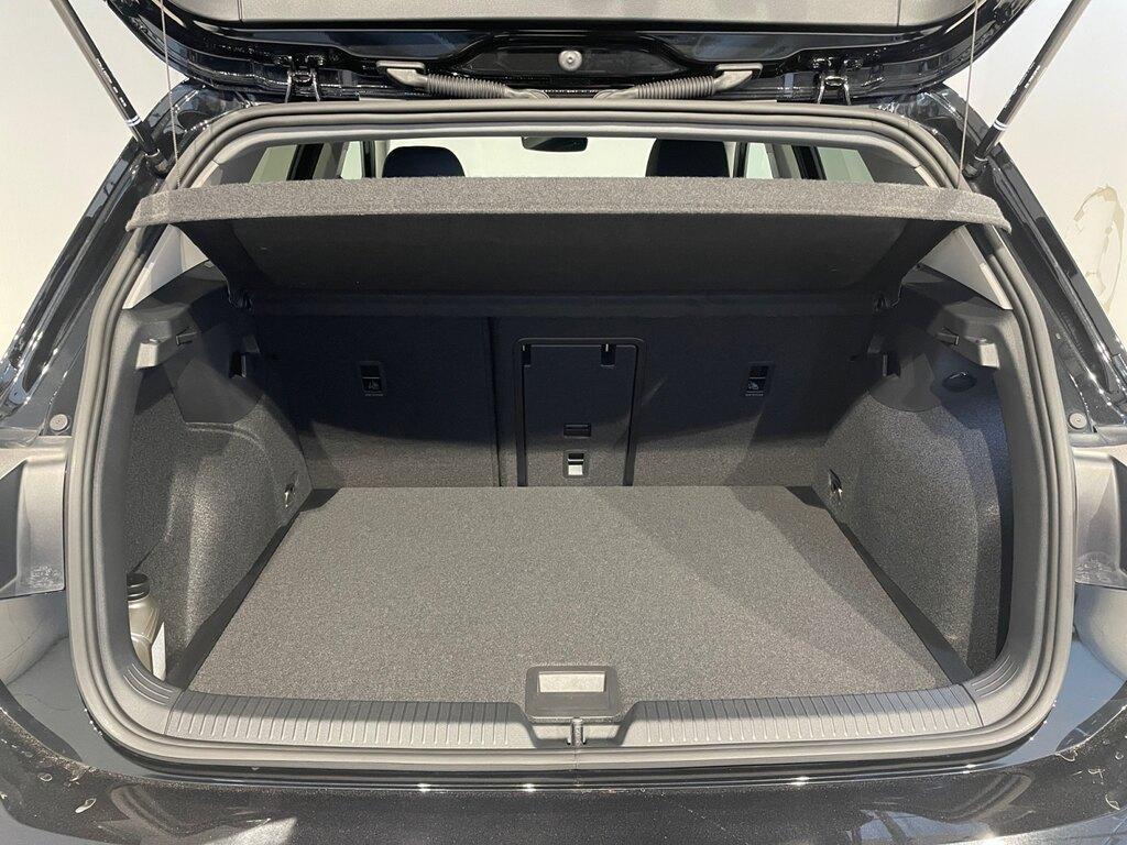 Volkswagen Golf VIII 2024 2.0 TDI 150CV DSG Edit. Plus