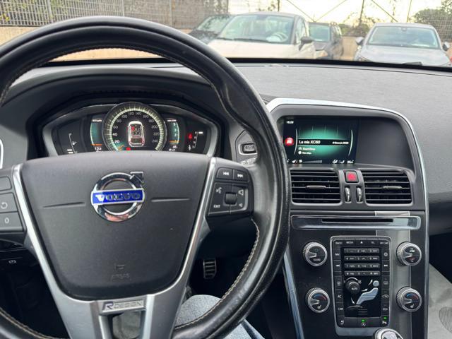 VOLVO XC60 D4 Geartronic Business Plus Digital Cockpit