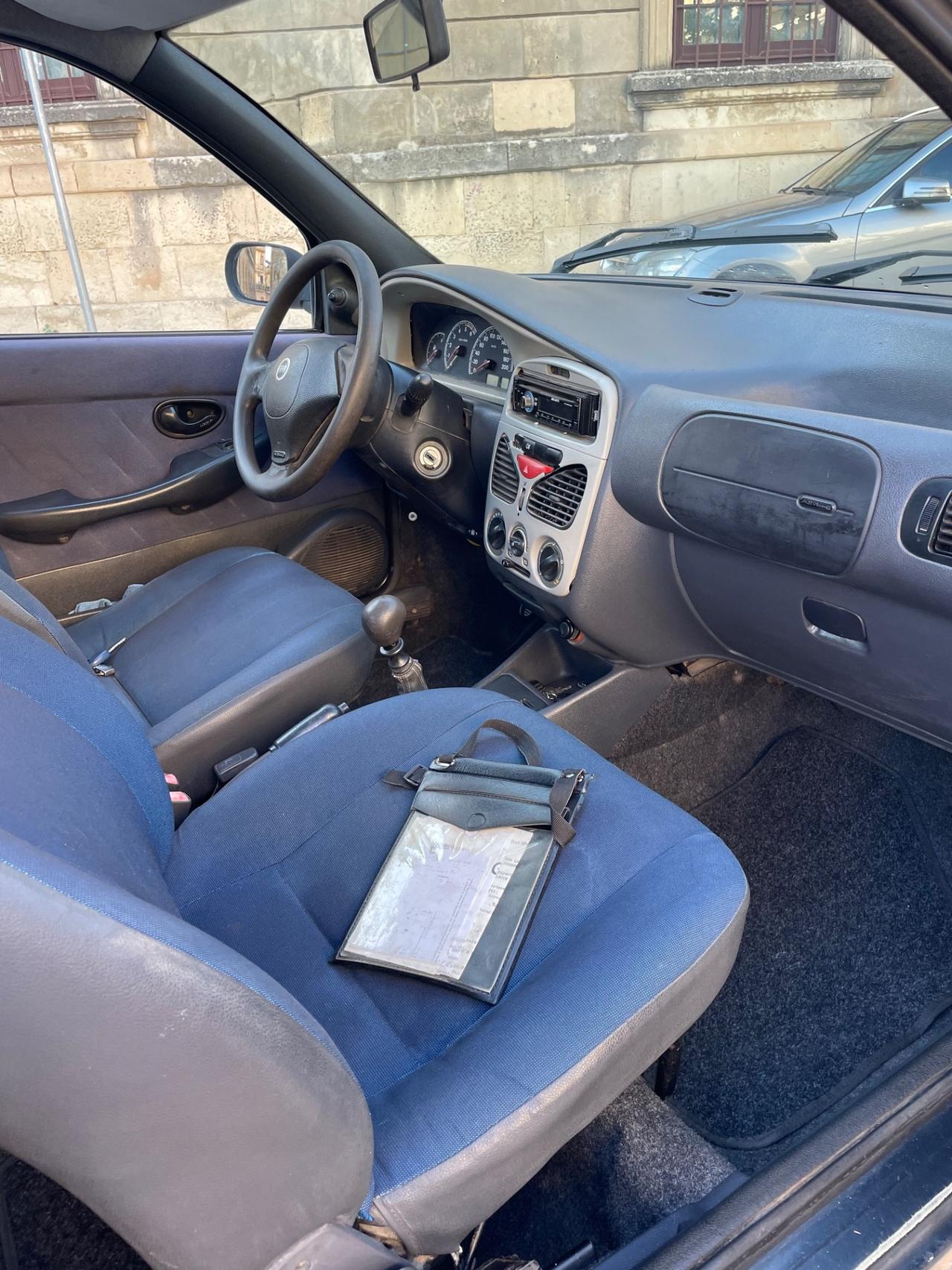 Fiat Strada 1.9 JTD