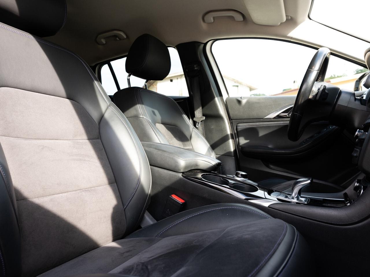Infiniti Q30 1.5 diesel DCT Business Executive
