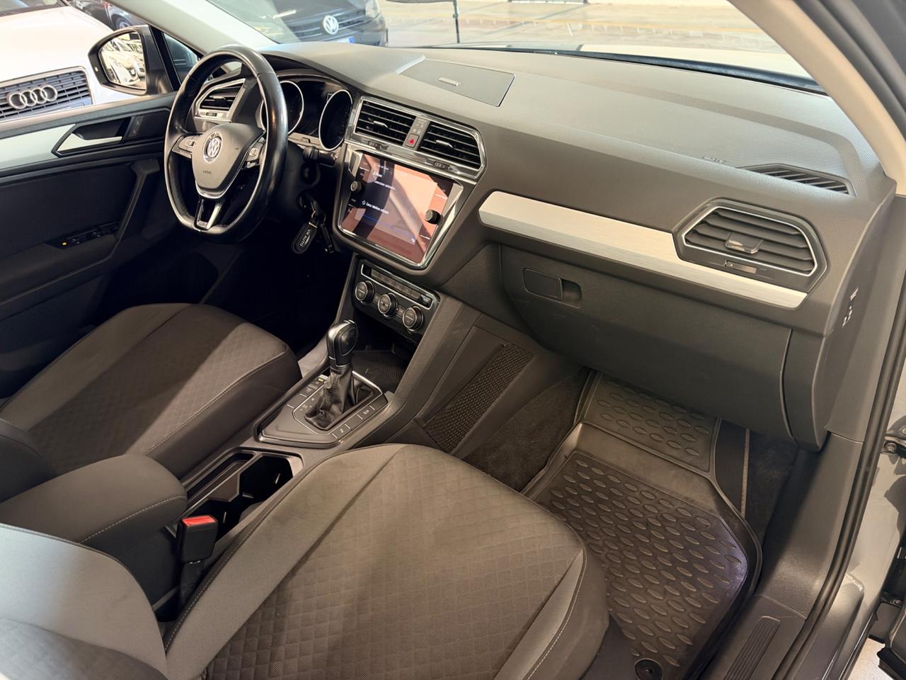 Volkswagen Tiguan 2.0 TDI SCR DSG Sport BlueMotion Technology