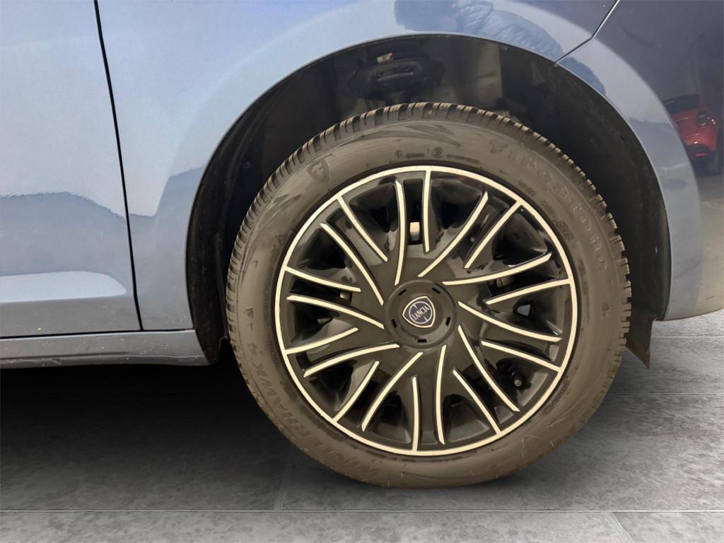 LANCIA Ypsilon III 2021 - Ypsilon 1.0 firefly hybrid Gold s&s 70cv