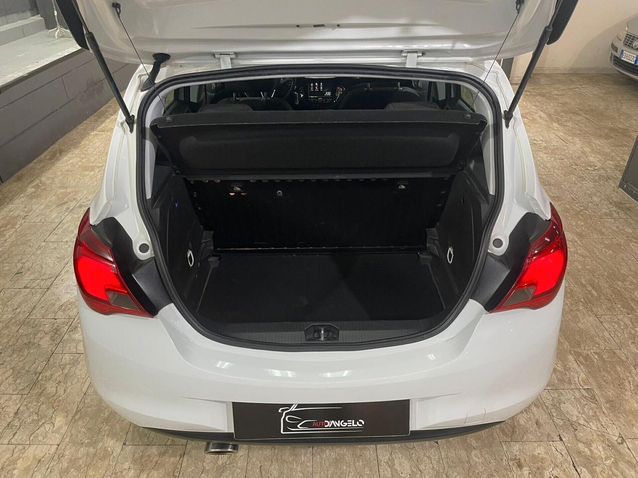 Opel Corsa 1.4 90CV GPL Tech 5 porte Innovation