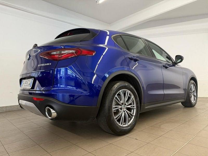 Alfa Romeo Stelvio 2.2 diesel 160CV AT8 RWD anche a 332€