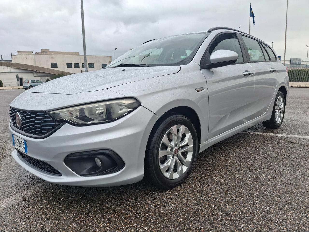 Fiat Tipo 1.4 T-Jet 120CV GPL SW Lounge-EURO 6b-