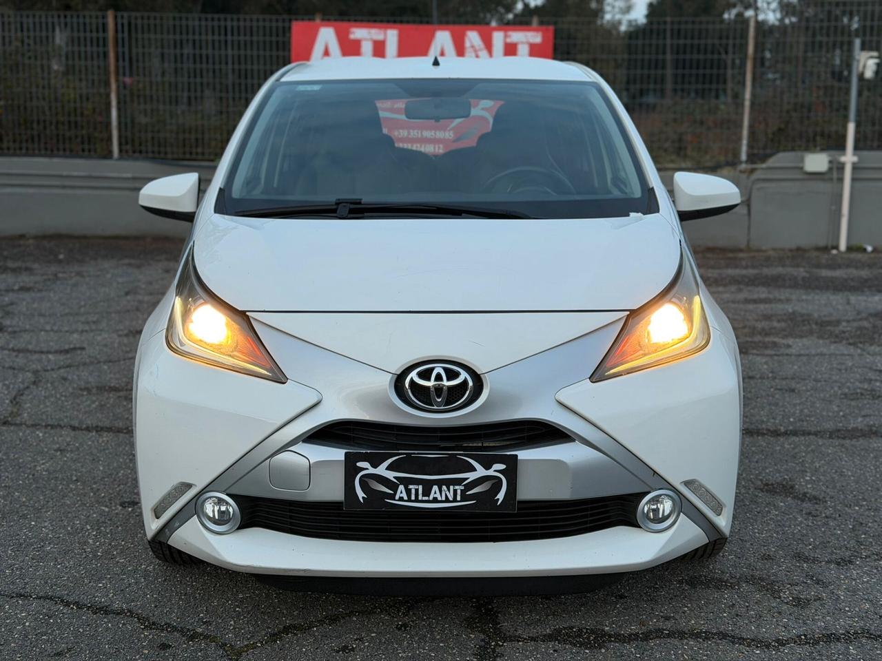 Toyota Aygo 1.0 VVT-i 69 CV 5 porte x-wave